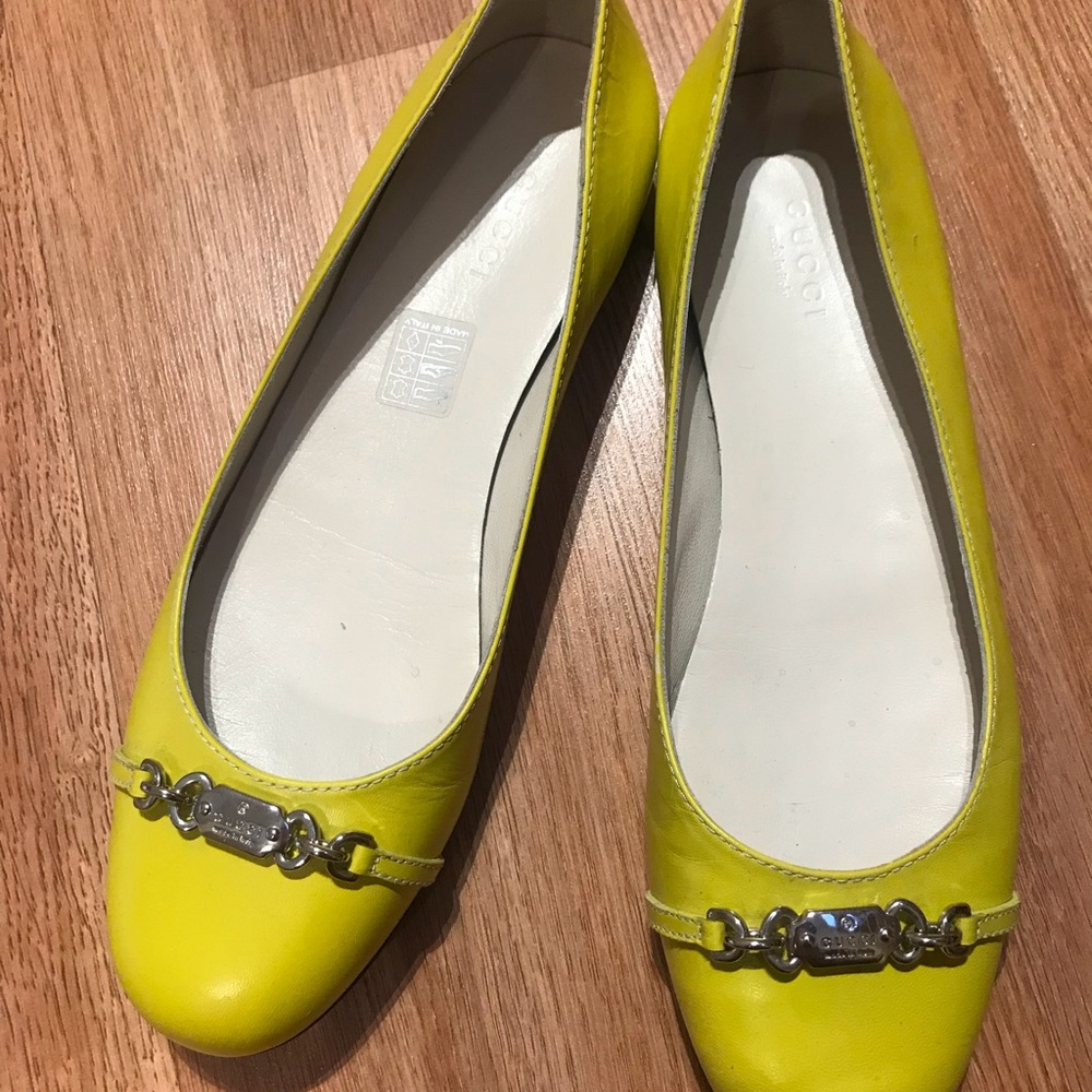 Gucci flats